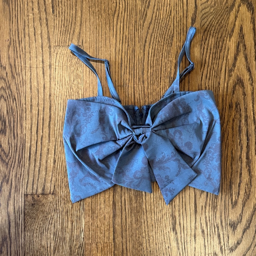 Kimchi Blue Gray Cropped Tank Top